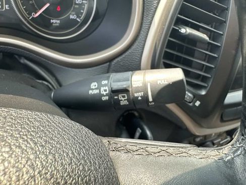 Used 2014 Jeep Cherokee Latitude w/ Cold Weather Group AWD/4WD image 23