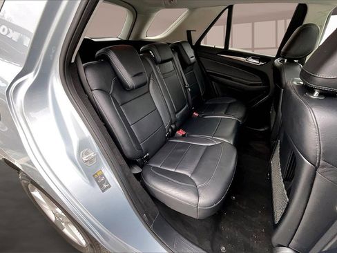 Used 2017 Mercedes-Benz GLE 350 4MATIC image 24