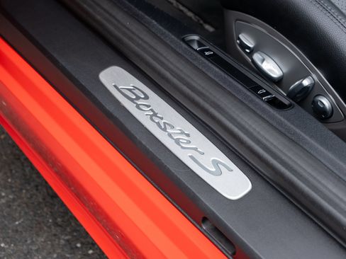 Certified 2017 Porsche 718 Boxster S RWD image 36
