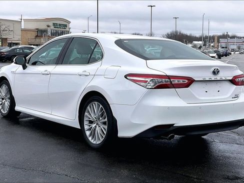 Used 2018 Toyota Camry XLE image 13