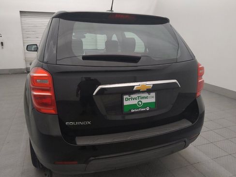 Used 2017 Chevrolet Equinox LS FWD image 6