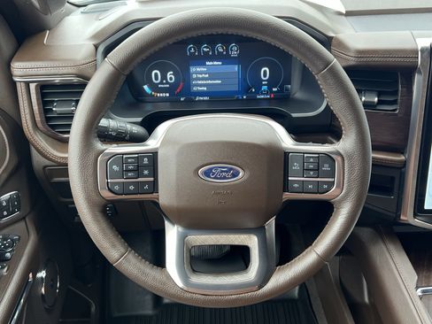 Used 2022 Ford Expedition King Ranch AWD/4WD image 46