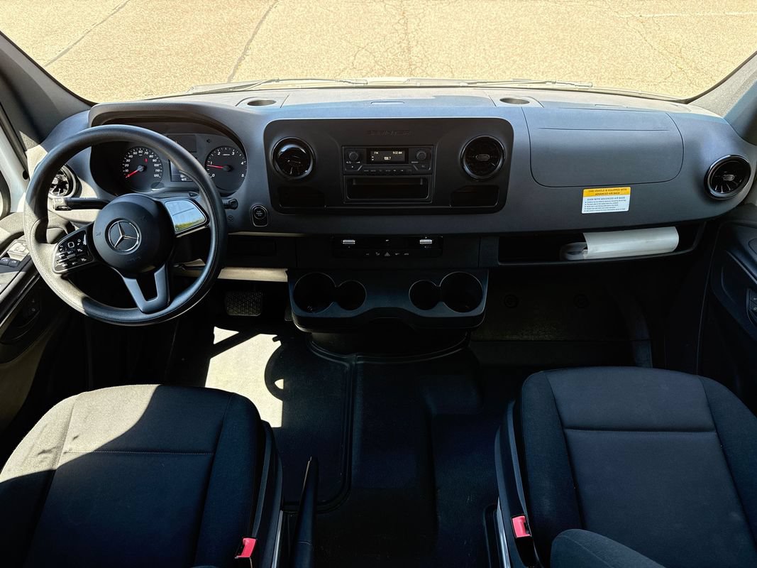 Used 2023 Mercedes-Benz Sprinter 2500 image 13