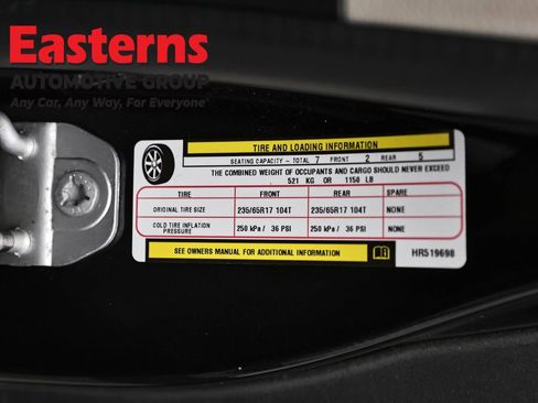 Used 2017 Chrysler Pacifica LX w/ Tire & Wheel Group FWD image 33