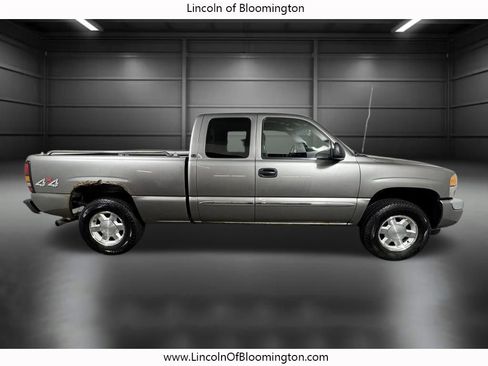 Used 2007 GMC Sierra 1500 SLE w/ Light Duty Power Package AWD/4WD image 6