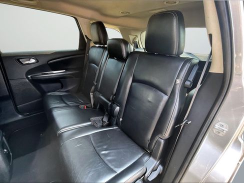 Used 2015 Dodge Journey SXT w/ Flexible Seating Group FWD image 9