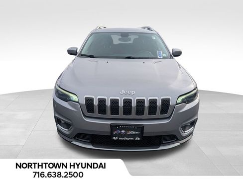 Used 2019 Jeep Cherokee Limited image 12