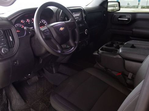 Used 2022 Chevrolet Silverado 1500 Custom image 7