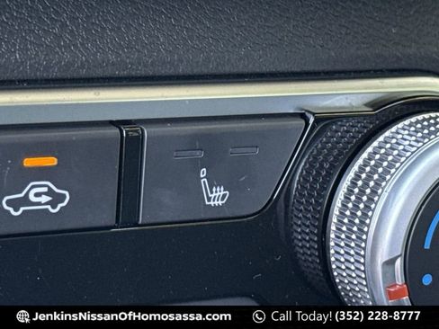 Certified 2024 Nissan Altima 2.5 SR w/ SR Premium Package FWD image 37