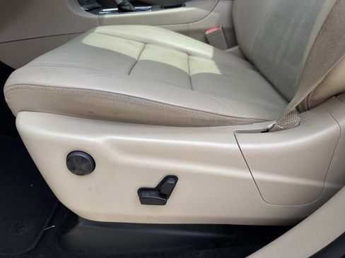 Used 2021 Jeep Grand Cherokee Limited w/ Luxury Group II RWD image 17
