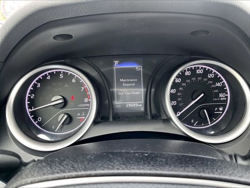 Used 2022 Toyota Camry LE image 24