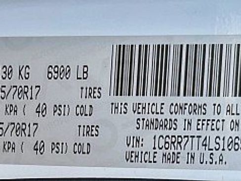 Used 2020 RAM 1500 Classic SLT image 29