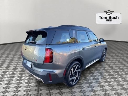 Used 2025 MINI Cooper Countryman S image 3