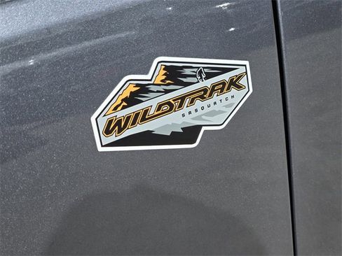 Used 2024 Ford Bronco Wildtrak image 14