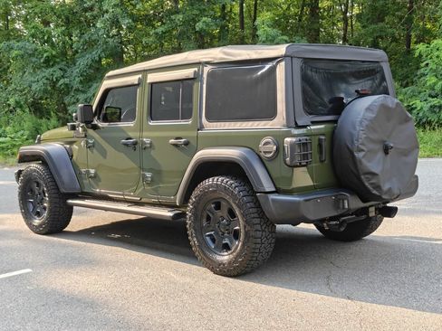Used 2020 Jeep Wrangler Unlimited Sport S AWD/4WD image 4