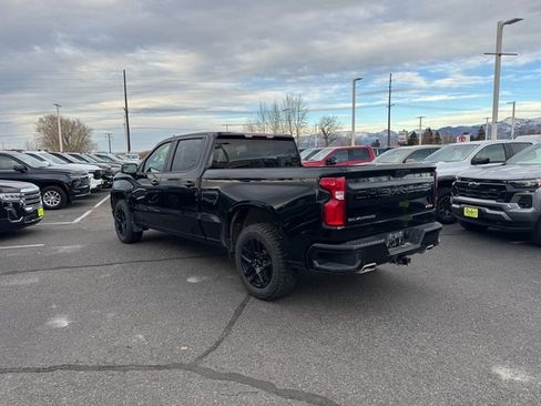 Used 2022 Chevrolet Silverado 1500 RST image 3