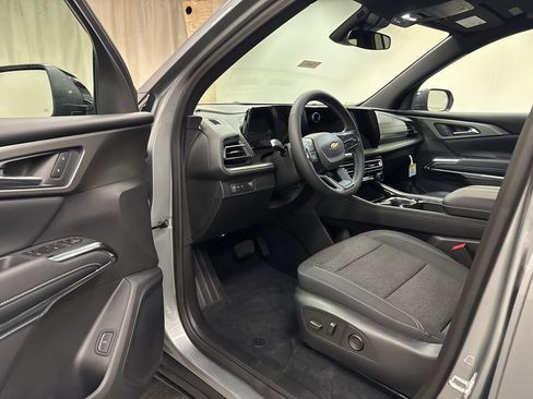 New 2026 Chevrolet Traverse LT w/ Sun and Wheel Package image 20