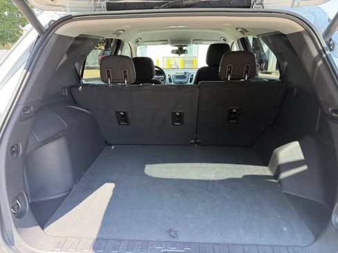 Used 2019 Chevrolet Equinox LT FWD image 34