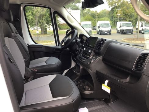 New 2025 RAM ProMaster 1500 w/ Safety Group image 9
