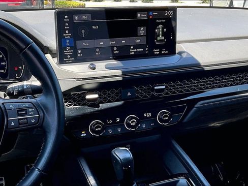Used 2023 Honda Accord Sport image 9