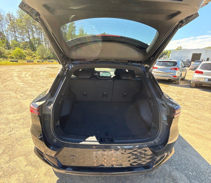 Used 2025 Chevrolet Equinox EV RS AWD/4WD image 12