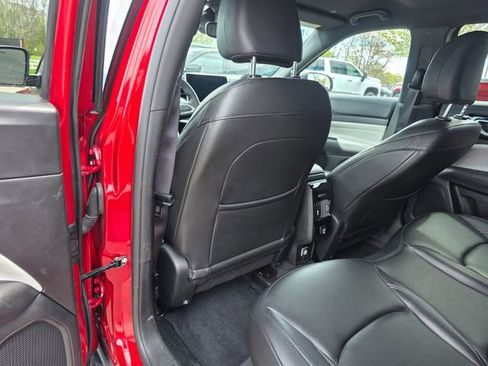 Used 2025 Jeep Compass Limited AWD/4WD image 16