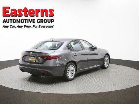 Used 2022 Alfa Romeo Giulia Sprint image 40