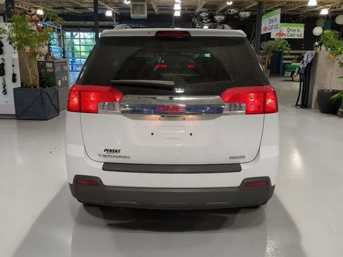 Used 2014 GMC Terrain SLT AWD/4WD image 9