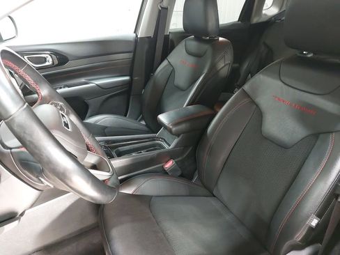 Used 2022 Jeep Compass Trailhawk w/ Trailhawk Convenience Group image 14