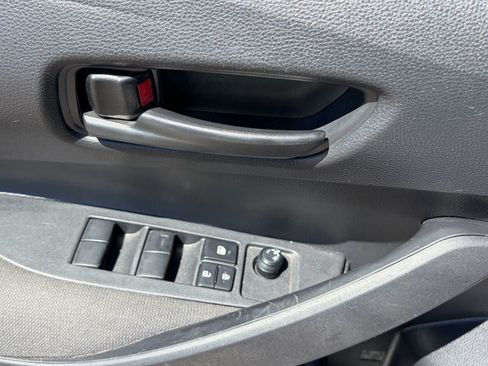 Used 2024 Toyota Corolla LE FWD image 6
