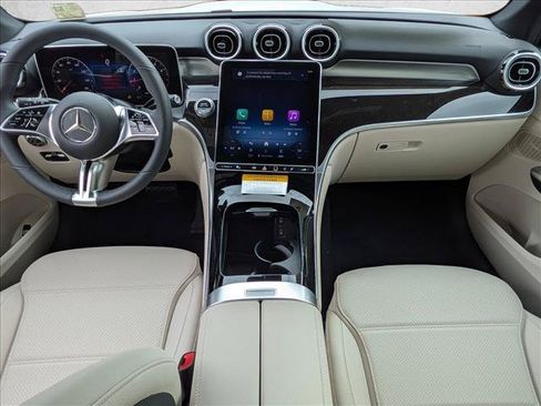 New 2026 Mercedes-Benz GLC 300 image 14