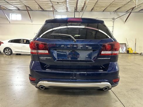 Used 2017 Dodge Journey Crossroad image 4