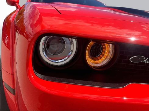 Used 2022 Dodge Challenger R/T Scat Pack RWD image 23