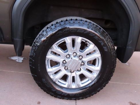 Used 2022 GMC Sierra 2500 Denali w/ Denali Ultimate Package image 45