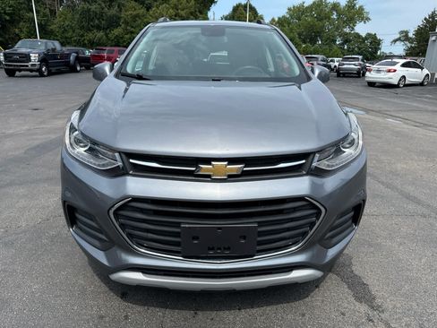 Used 2020 Chevrolet Trax LT FWD image 8