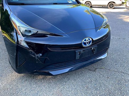 Used 2016 Toyota Prius Three FWD image 8