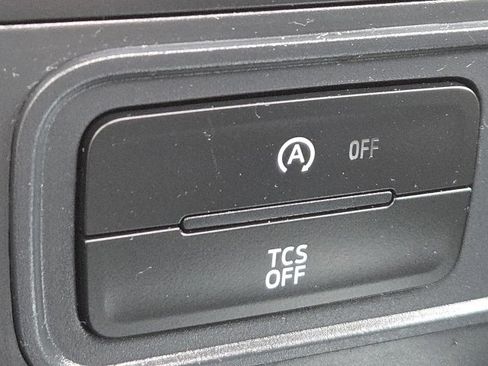 Used 2019 Ford EcoSport SE image 7