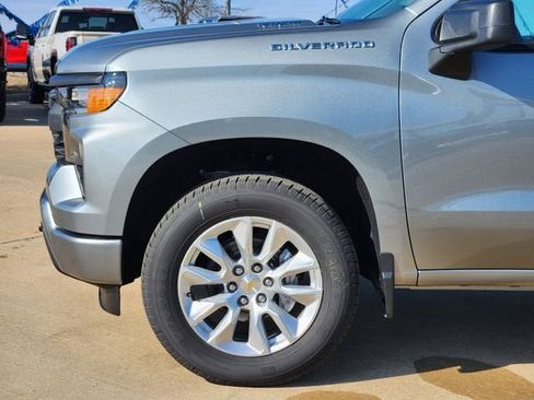 New 2026 Chevrolet Silverado 1500 Custom RWD image 8