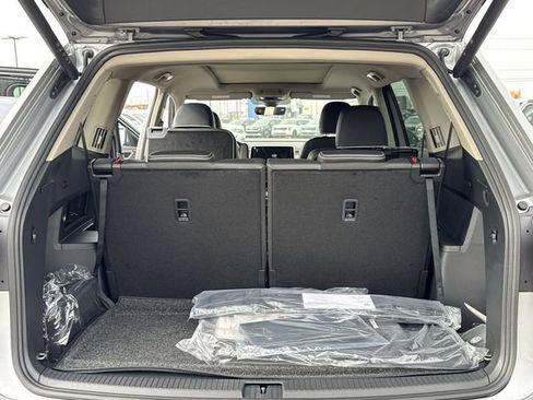 New 2026 Volkswagen Atlas SEL Premium R-Line AWD/4WD image 11