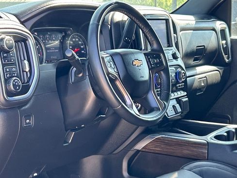 Used 2023 Chevrolet Silverado 2500 High Country w/ Z71 Off-Road Package image 17