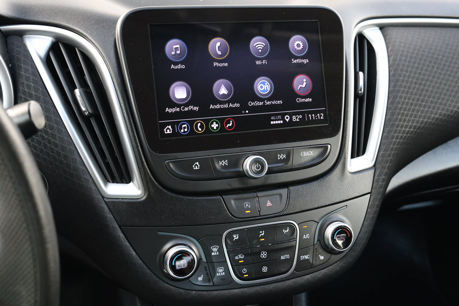 Used 2024 Chevrolet Malibu LT FWD image 19