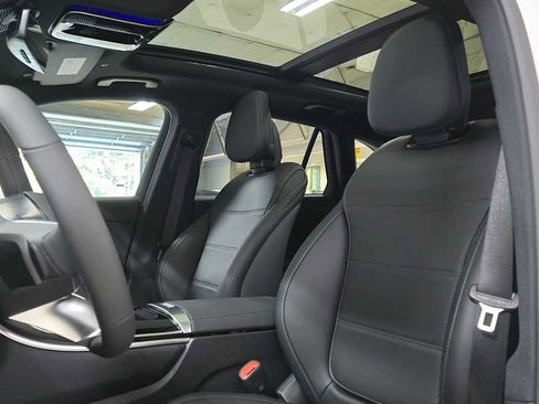 New 2026 Mercedes-Benz GLC 300 4MATIC image 21