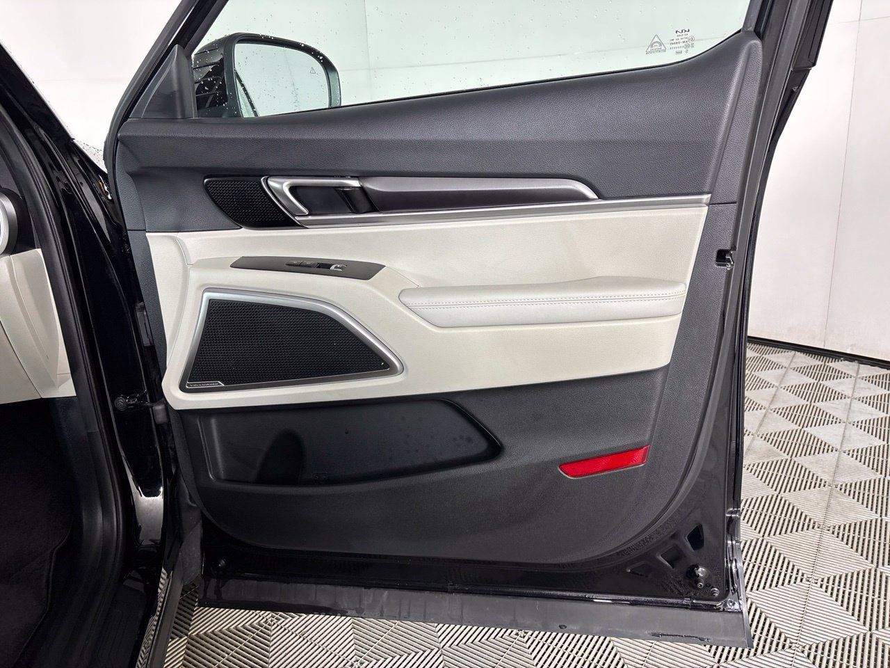 Used 2024 Kia Telluride S w/ S Sunroof Package AWD/4WD image 31