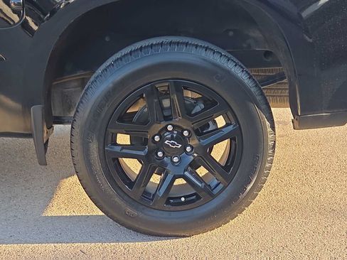 Used 2024 Chevrolet Silverado 1500 Custom w/ LPO, Dark Essentials Package RWD image 12