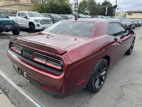 Used 2022 Dodge Challenger R/T w/ Plus Package image 7