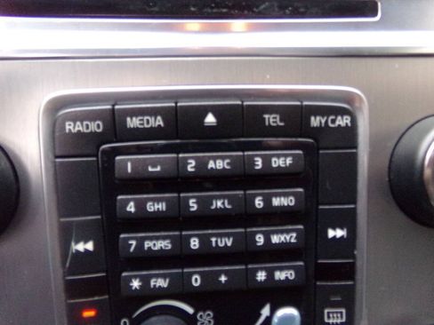 Used 2013 Volvo XC60 3.2 FWD image 21