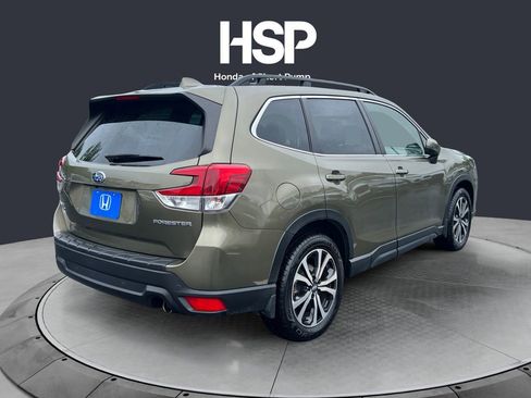 Used 2023 Subaru Forester Limited AWD/4WD image 5