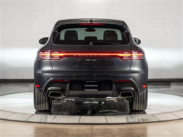 Used 2026 Porsche Macan AWD/4WD image 10