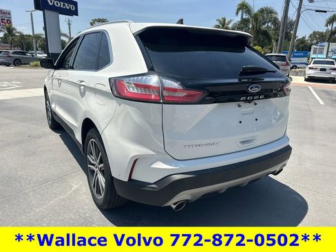 Used 2021 Ford Edge Titanium w/ Equipment Group 301A FWD image 9