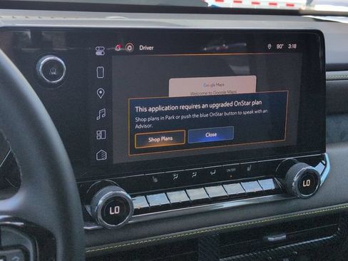 Used 2024 Chevrolet Colorado ZR2 w/ Technology Package AWD/4WD image 16